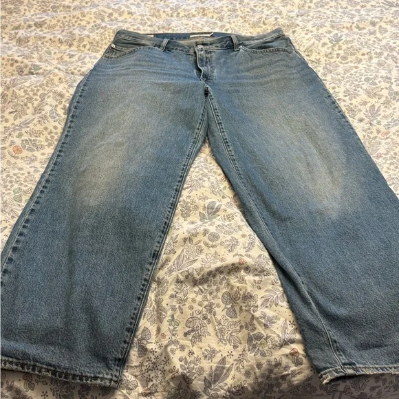 Levi's Women's Sky Blue Straight Leg Jeans - Picture 5 of 6